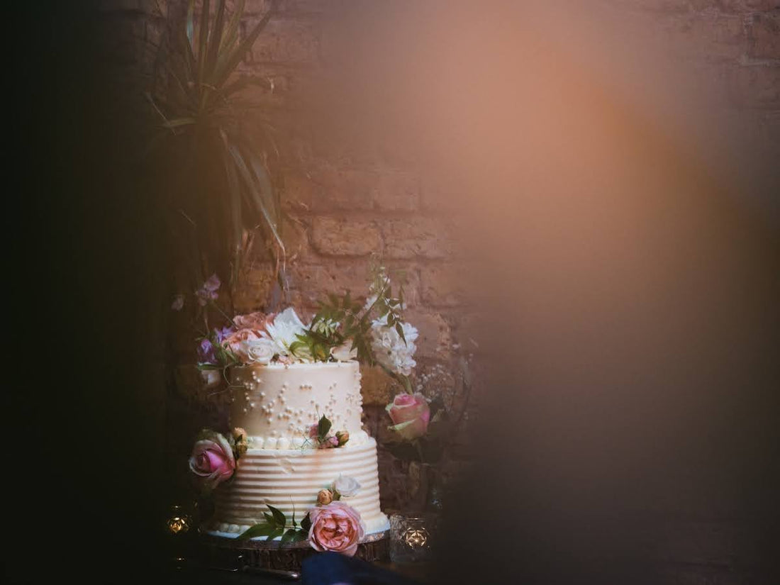 Sweeten Your Wedding Day: Our Recommended Cake Suppliers for The Hackney